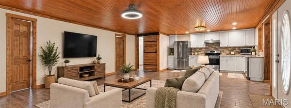 21479 State Highway U, Warrenton, MO 63383