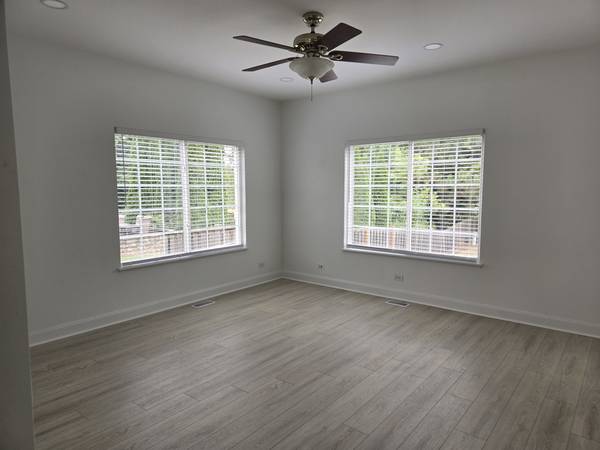 117 WOODLAND PARK CIR, Gilberts, IL 60136