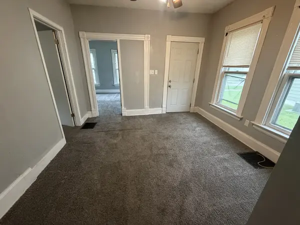 1823 W 6th ST, Davenport, IA 52802