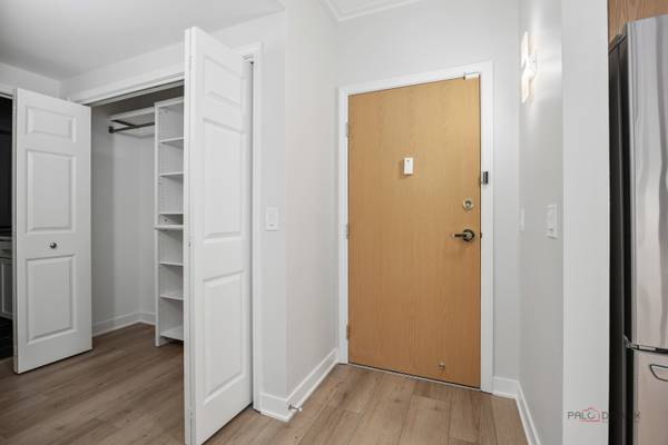 8711 W Bryn Mawr AVE #609, Chicago, IL 60631