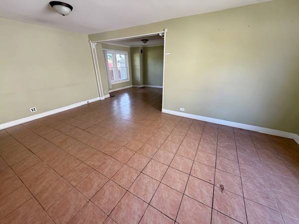 492 Freeland AVE, Calumet City, IL 60409