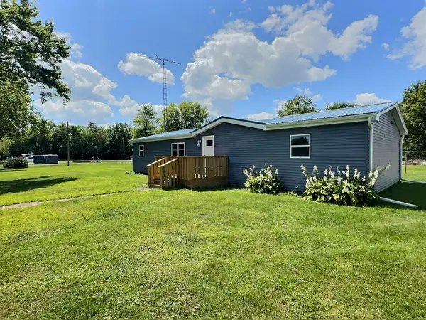 306 S Chestnut ST, Earl Park, IN 47942