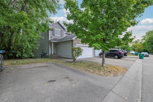 2461 Williams DR, Burnsville, MN 55337