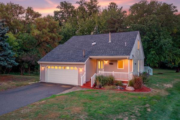 8008 Mount Curve BLVD, Brooklyn Park, MN 55445
