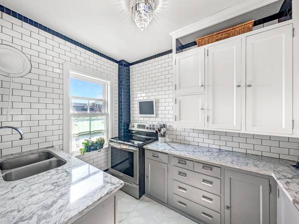 2615 Park AVE #611, Minneapolis, MN 55407