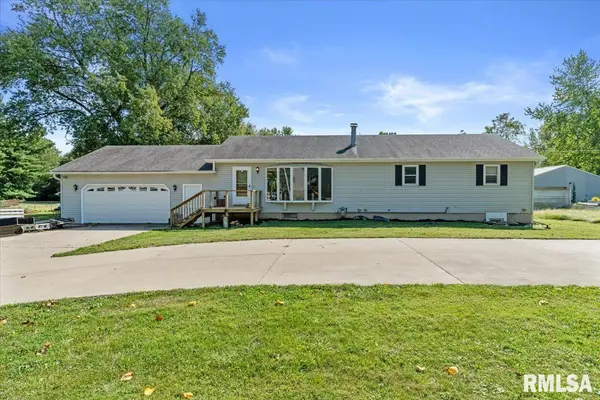 2620 Piper LN, Springfield, IL 62707