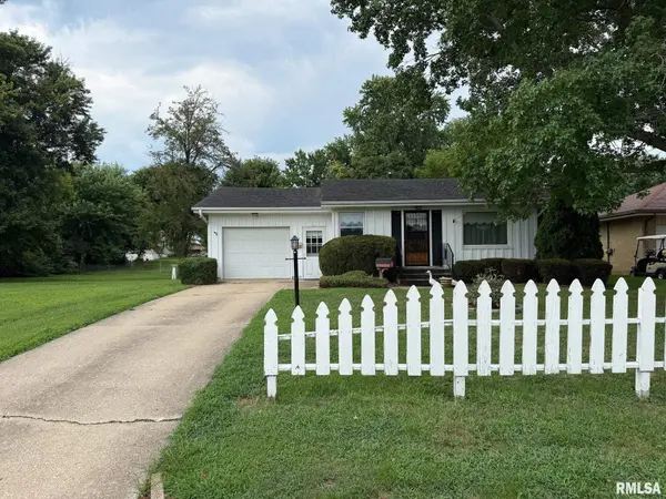 1245 N FRONT ST, Chillicothe, IL 61523
