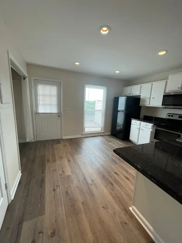 724B Due West Ave, Madison, TN 37115