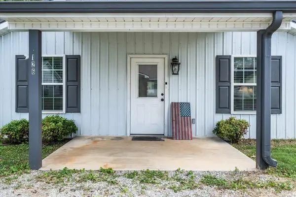 126 Walnut St, Cowan, TN 37318