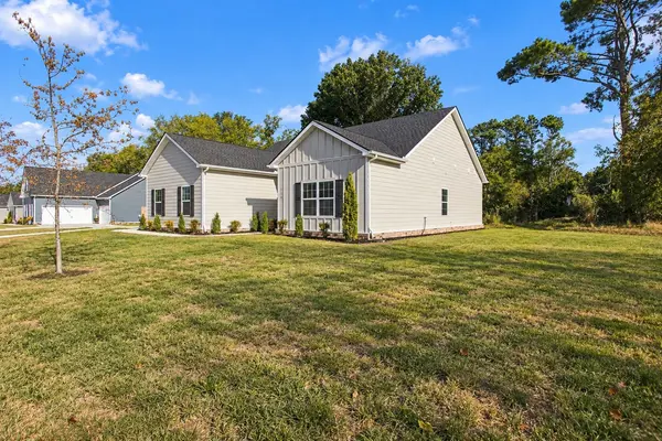 112 Centennial Ln, Columbia, TN 38401