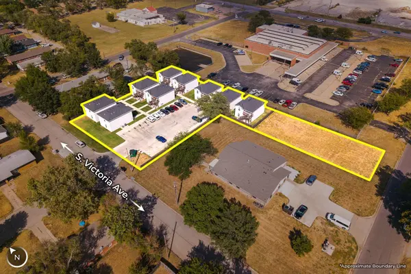 3212-3244 S Victoria Ave, Wichita, KS 67216