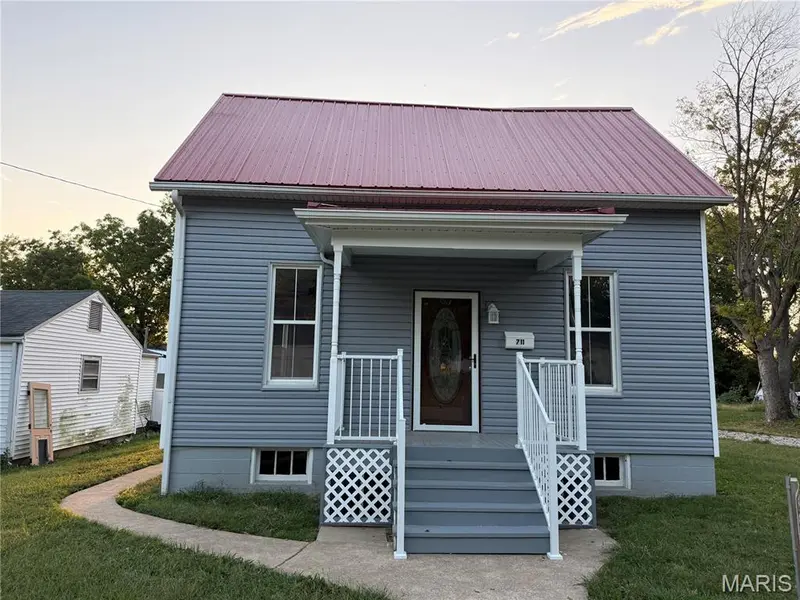 711 N Main ST, Marissa, IL 62257