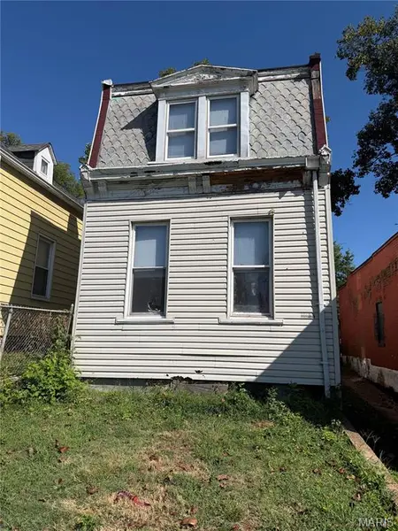 2233 Gasconade ST, St Louis, MO 63118