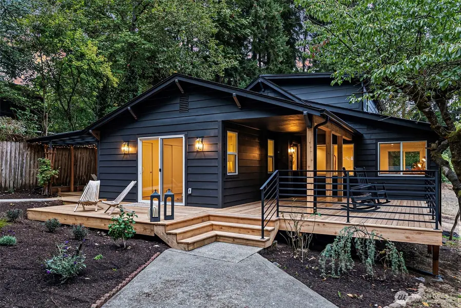 16268 Norum RD NE, Poulsbo, WA 98370