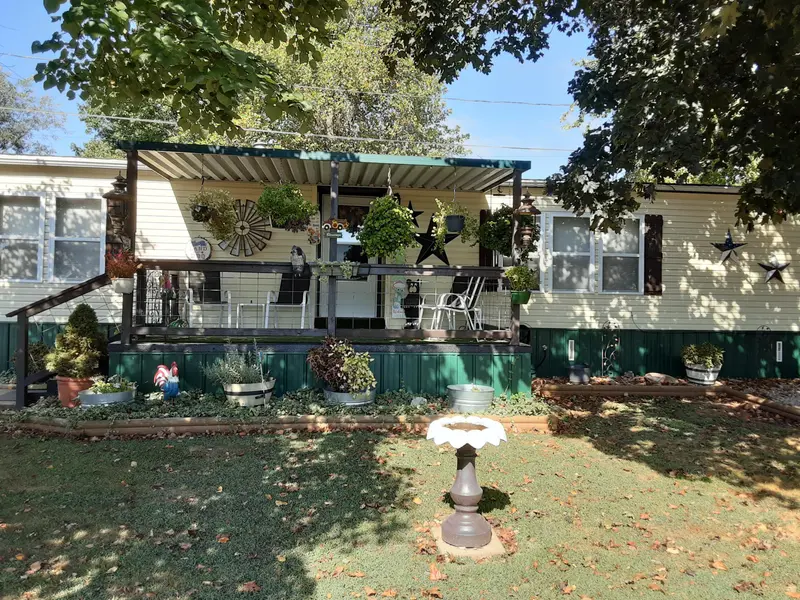 1313 Lucinda LN, Stockton, MO 65785