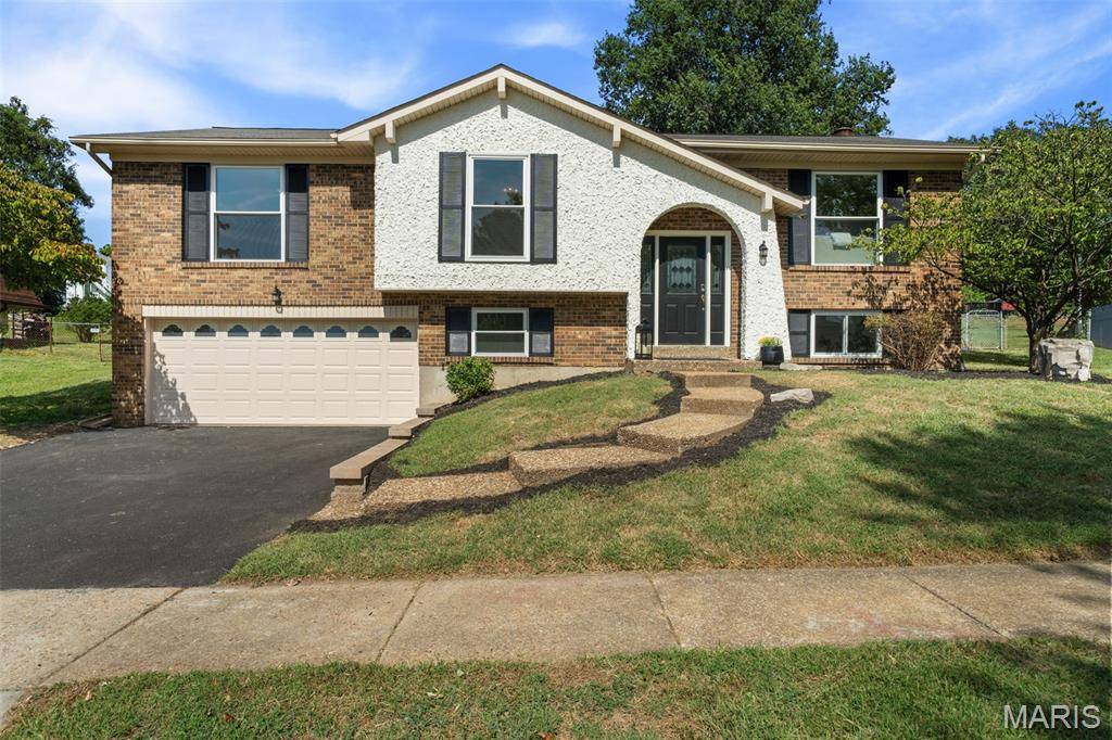 4763 Cactus Wren CT, St Louis, MO 63128