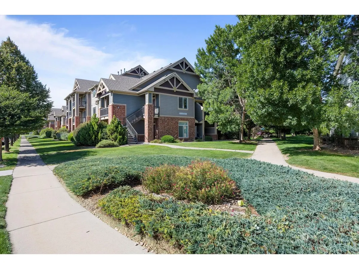2450 Windrow #E205, Fort Collins, CO 80525