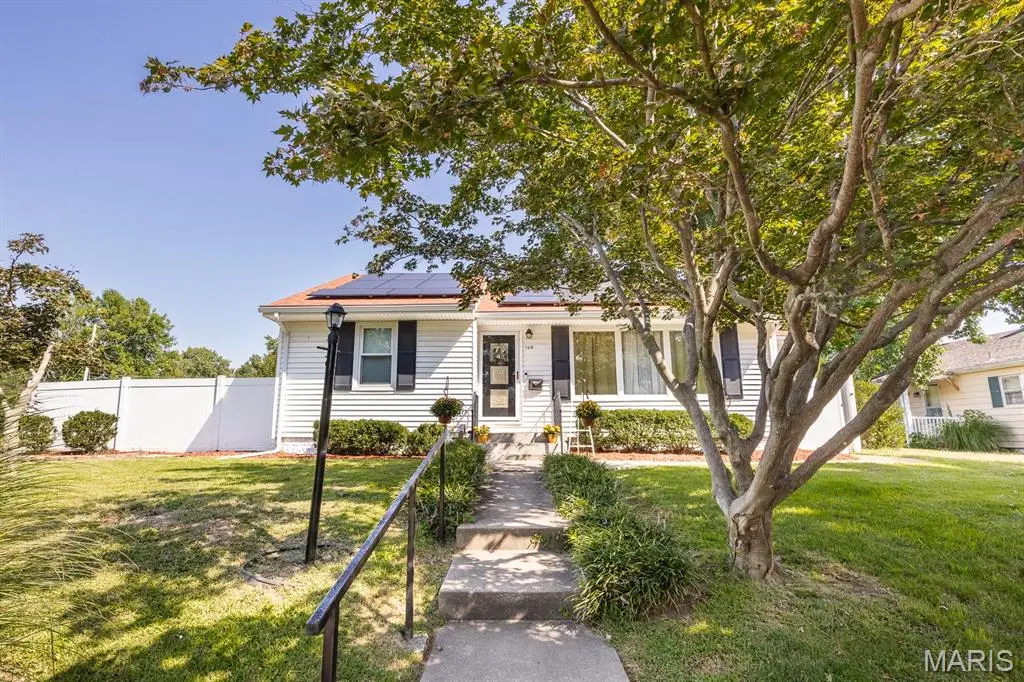149 S 33rd ST, Belleville, IL 62226