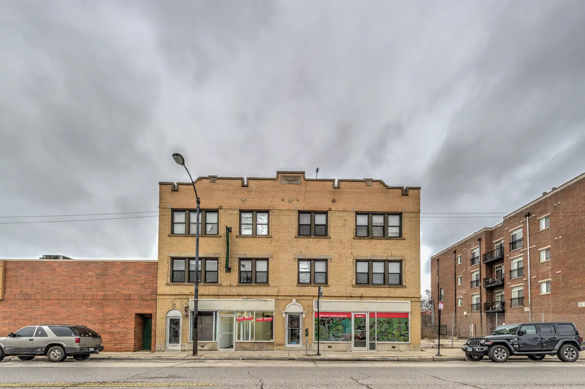 5331 N Lincoln AVE, Chicago, IL 60625