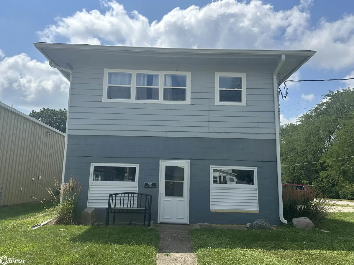 923 Siloam AVE, Iowa Falls, IA 50126