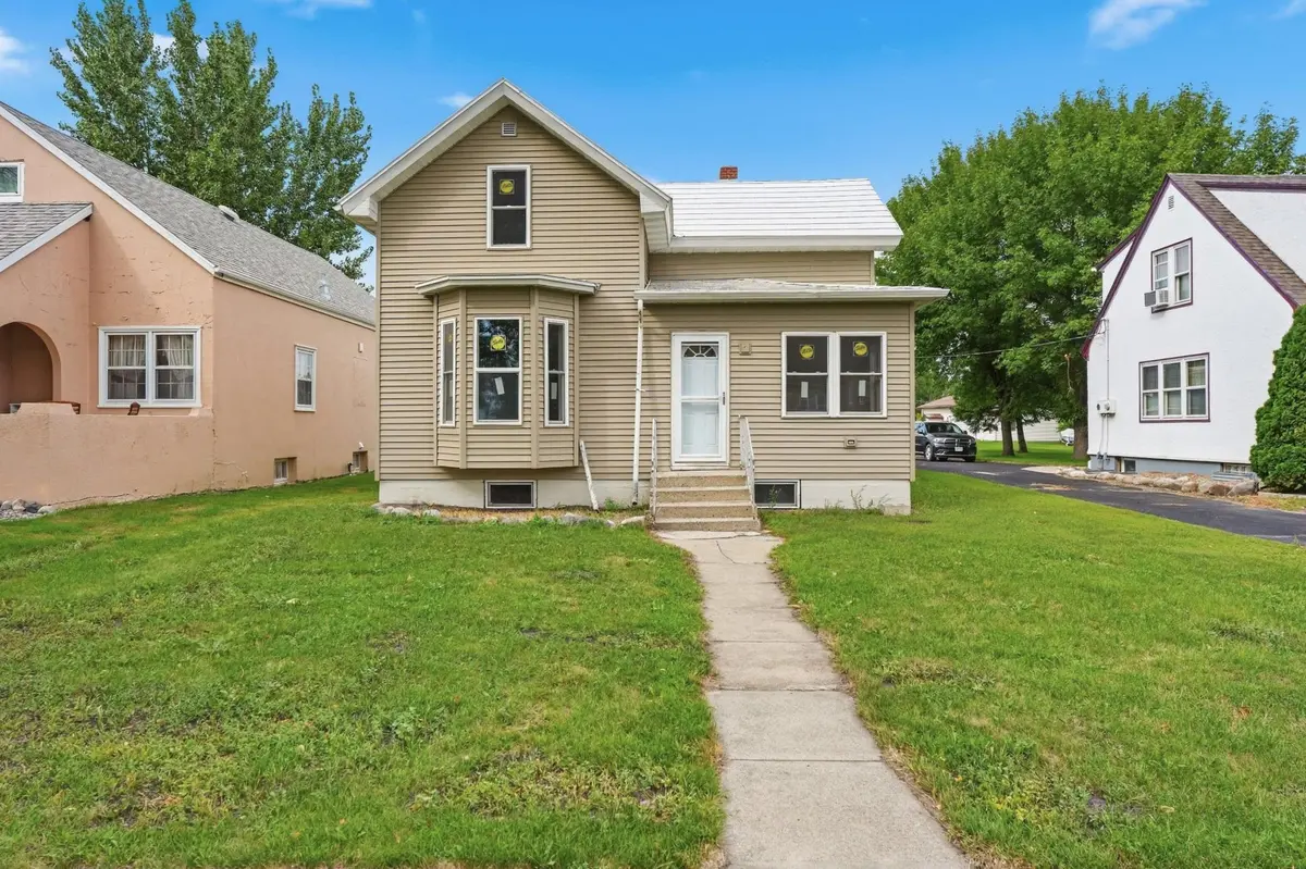 103 3rd AVE E, Ada, MN 56510