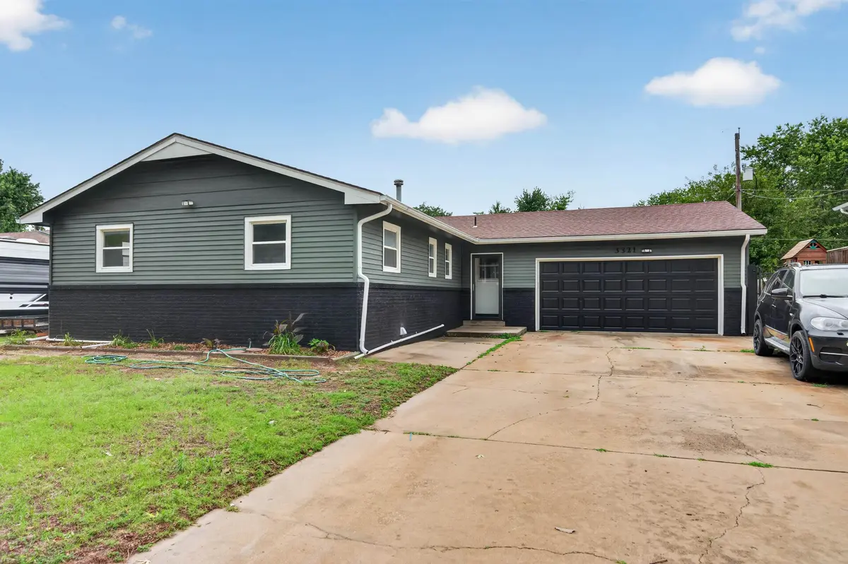 3321 S Kessler Ave, Wichita, KS 67217