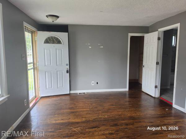 6752 Meadow AVE, Warren, MI 48091