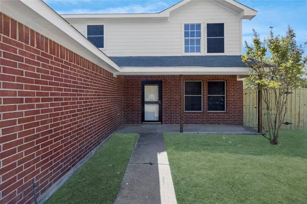 408 Centennial Place, Crowley, TX 76036