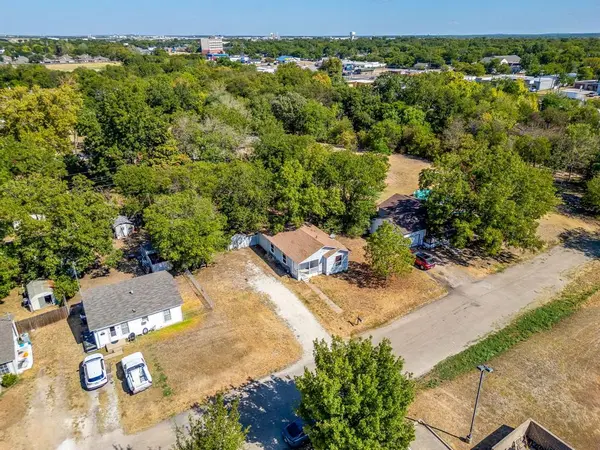 106 Bales Street #108, Cleburne, TX 76033