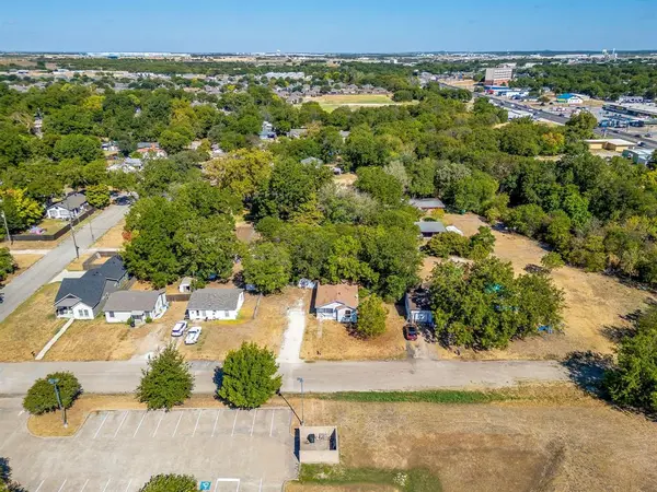 106 Bales Street #108, Cleburne, TX 76033