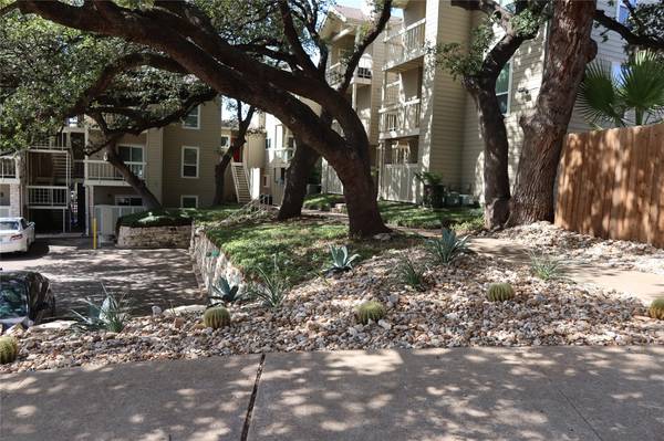 114 E 31st ST #106, Austin, TX 78705