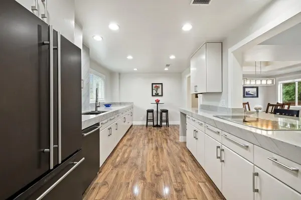 6101 Gun Bow CT, Austin, TX 78746