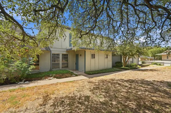 807 CASTLE RIDGE RD #C, Austin, TX 78746