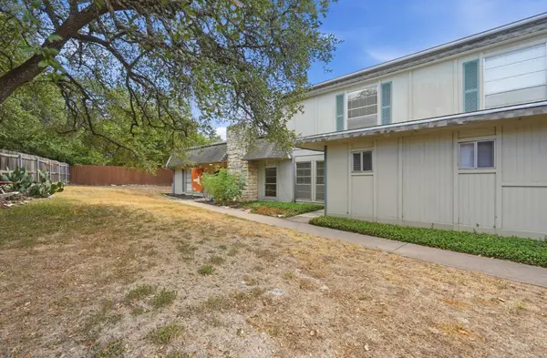 807 CASTLE RIDGE RD #C, Austin, TX 78746