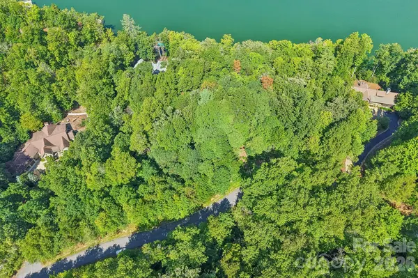 1403 High Trail DR, Nebo, NC 28761