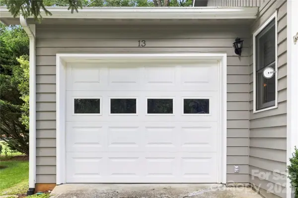 13 Llama Vista CT, Black Mountain, NC 28711