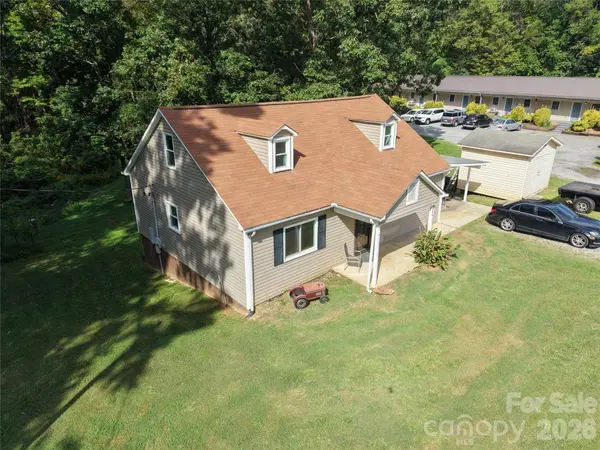 4266 Smokey Creek RD, Lenoir, NC 28645