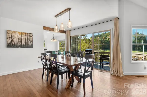 108 June CT, Lake Lure, NC 28746