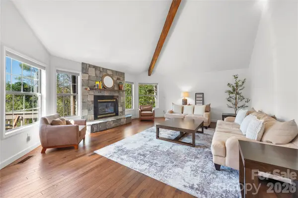 108 June CT, Lake Lure, NC 28746