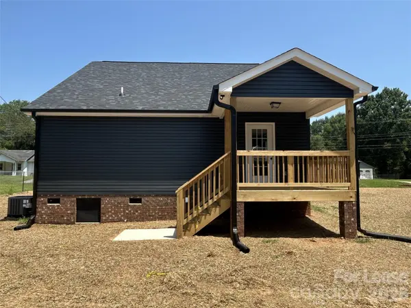 6 Wray ST, York, SC 29745