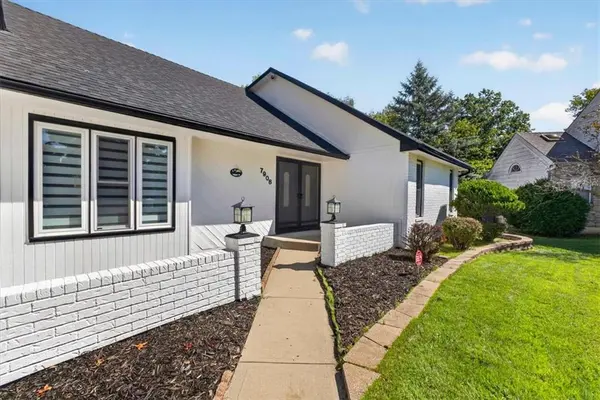 7908 E 96th ST, Kansas City, MO 64134