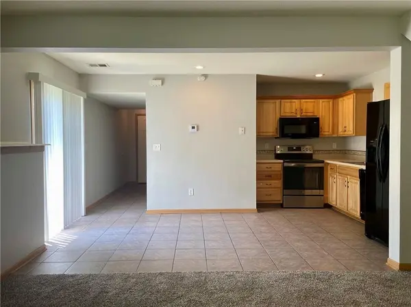 18502 E 3rd Street CT, Independence, MO 64056