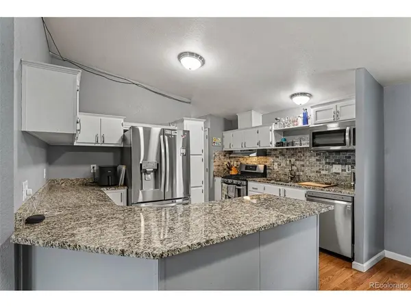 2301 Florence, Aurora, CO 80010