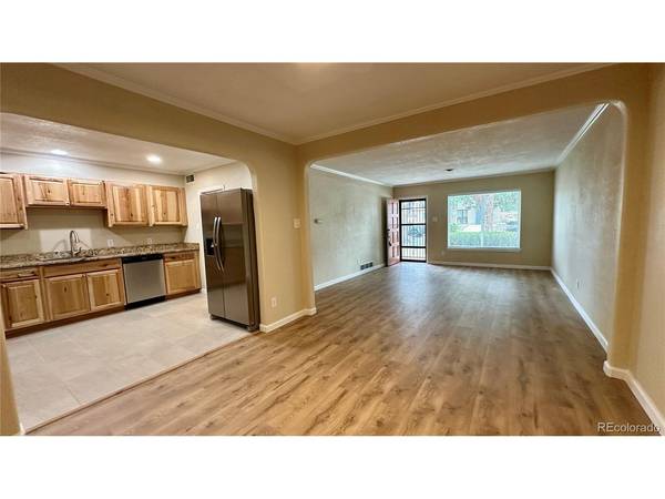 903 Quentin, Aurora, CO 80011