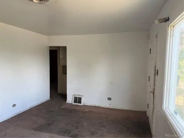17 S Osceola, Denver, CO 80219