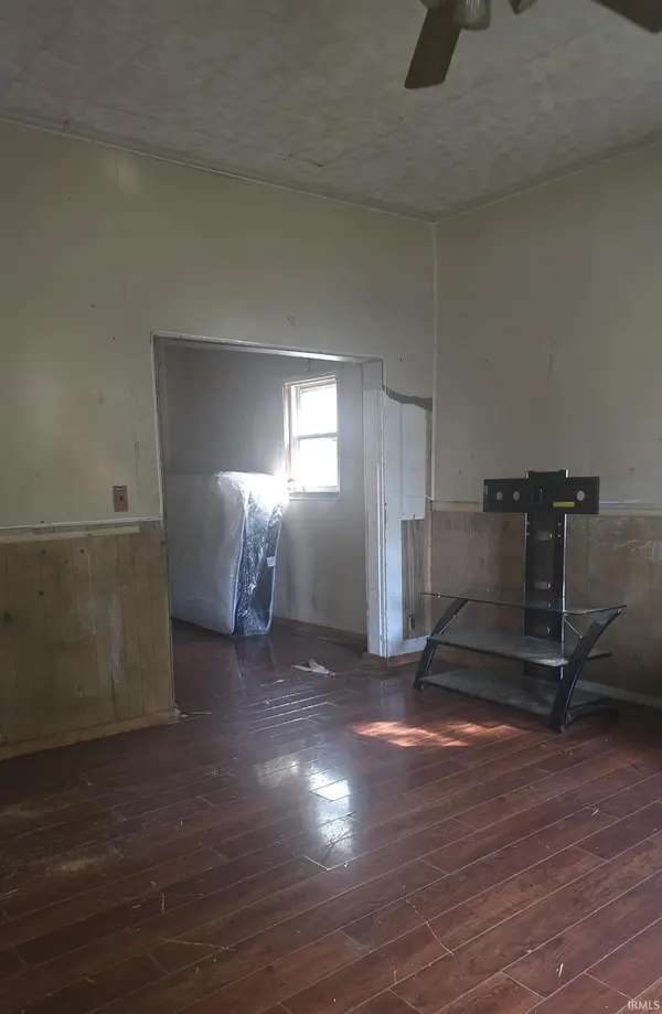 615 S Grove ST, Marion, IN 46953