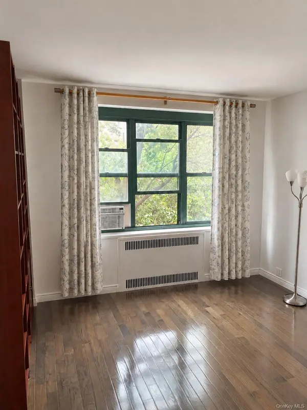 34-21 78th ST #3F, Jackson Heights, NY 11372
