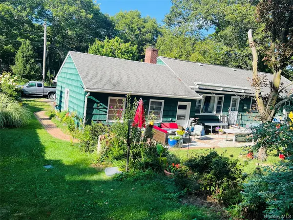 250 N Country RD #Single Family, Port Jefferson, NY 11777