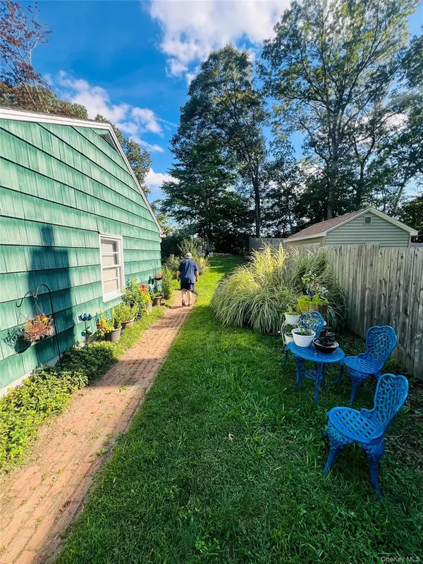 250 N Country RD #Single Family, Port Jefferson, NY 11777
