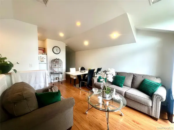 12401 7th AVE, College Point, NY 11356